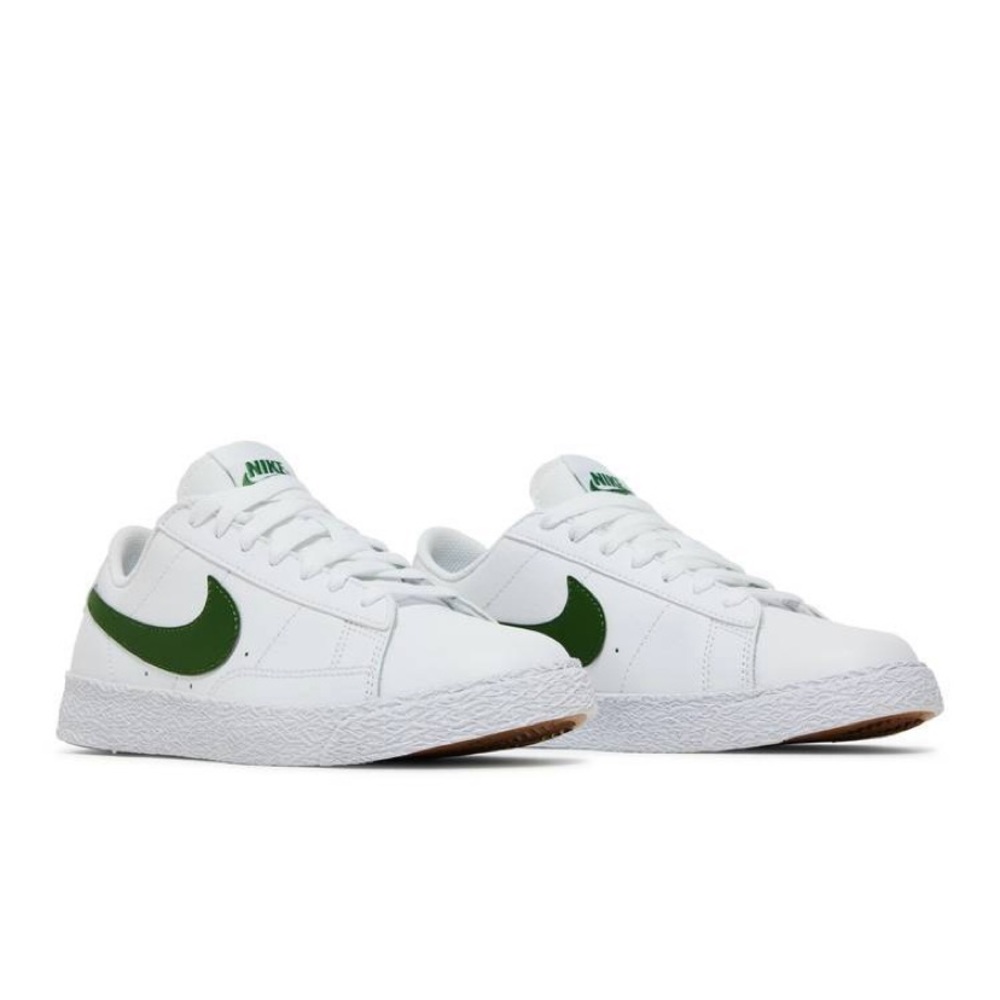 Nike Blazer Low GS “White Forest Green” new! Women’s size 5.5
